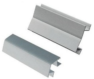 Roh/kout ohebný k soklu 120mm broušený nerez