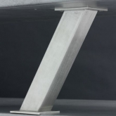 Konzole barová hranatá šikmá 50x50 pod sklo výška 233 mm